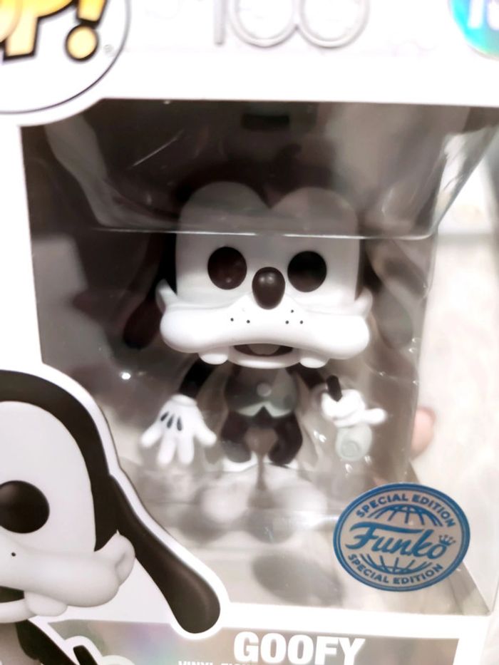 Funko pop Goofy