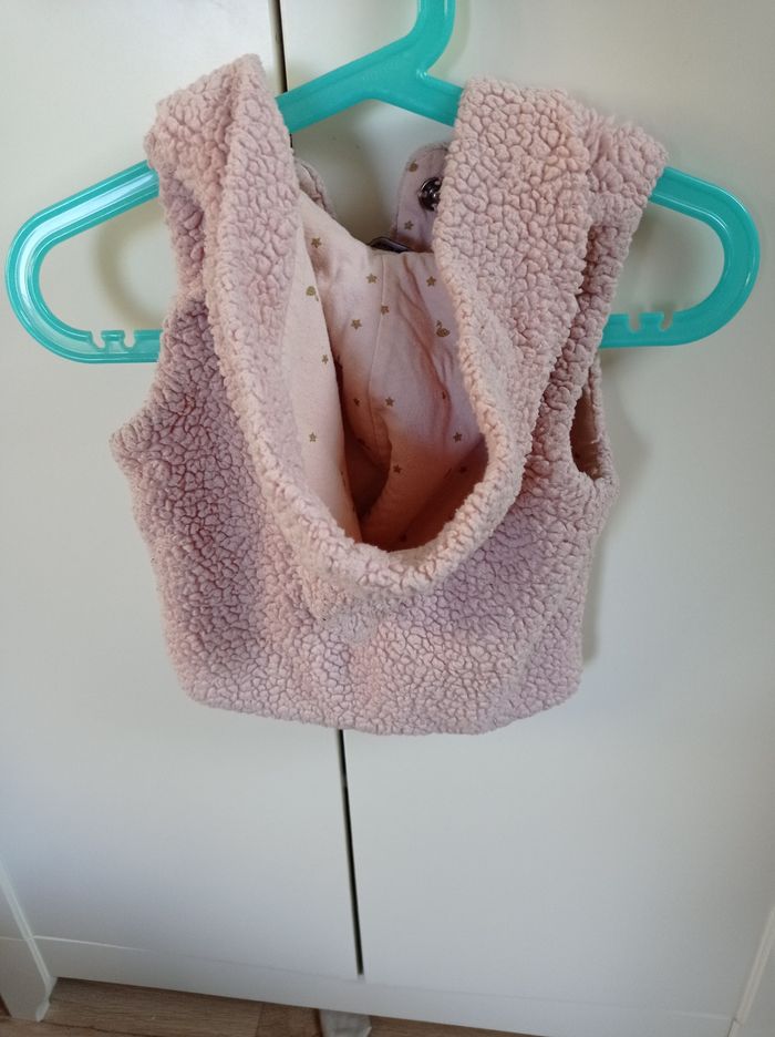 Gilet sans manches à capuche - photo numéro 2