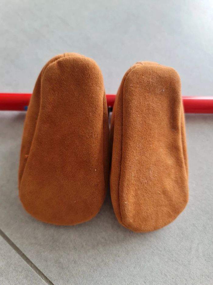 Chaussure Chausson bébé 6-9 mois - photo numéro 5