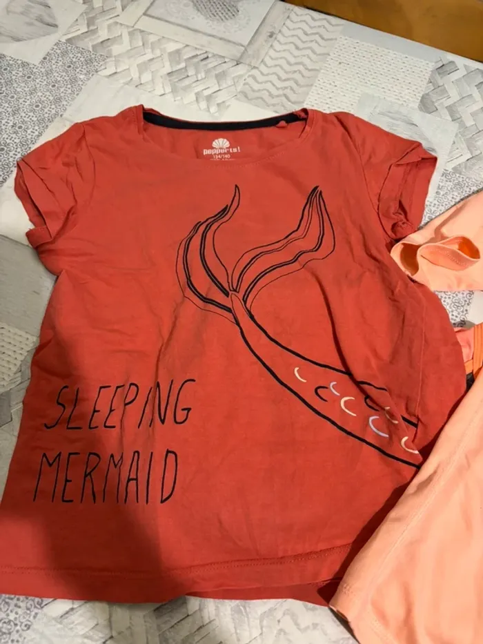 Lot tee shirt fille 10 ans - photo numéro 2