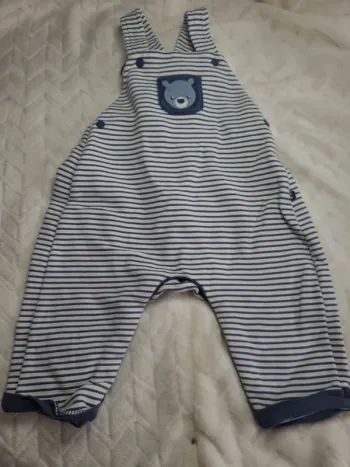👶Salopette Obaidi taille 6mois - 68cm👶