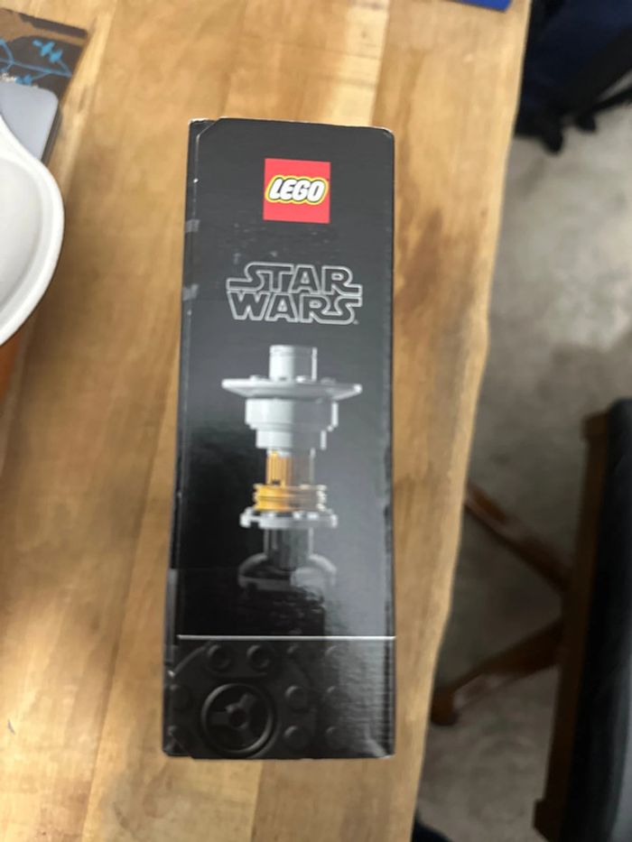 Set Lego Star Wars 40730 Sabre de Luke Skywalker’s - photo numéro 6
