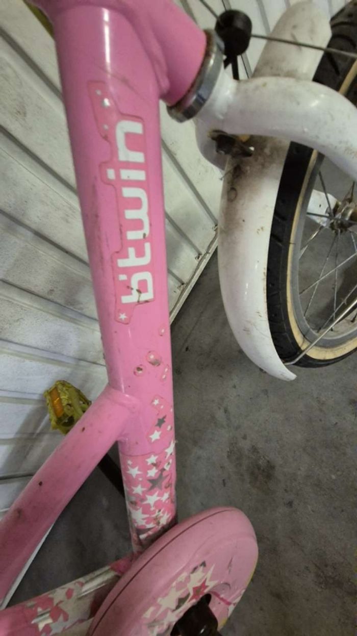 Vélo ( bien lire l'annonce ) - photo numéro 3