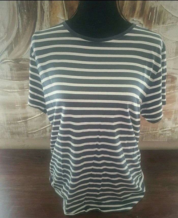 Tee-shirt kiabi taille L