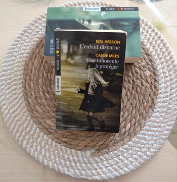 Livre Harlequin numéro 446