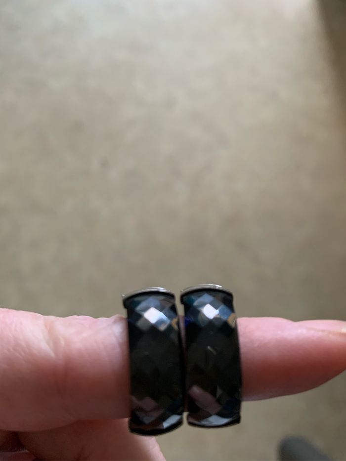 Boucles d’oreilles demi créoles noires - photo numéro 8