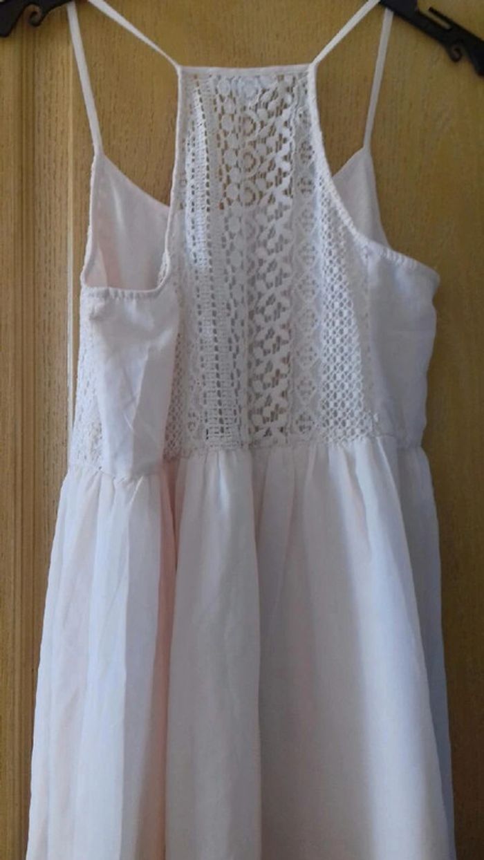 Robe dentelle tunique rosé Jennyfer taille 38 - photo numéro 3