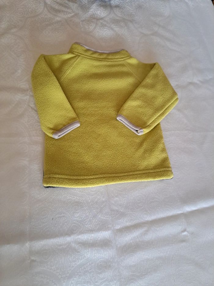 Pull polaire vert et gris 6 mois - photo numéro 5