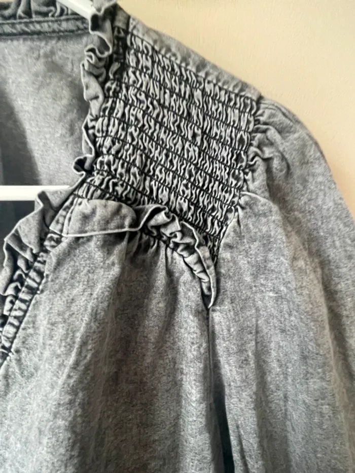 Blouse grise - photo numéro 2