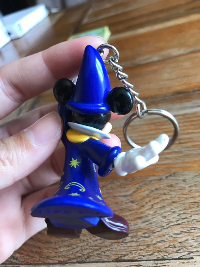 Porte clé figurine disney land paris 20 ans - photo numéro 6