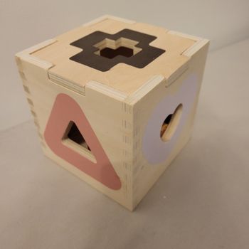 Cube des formes en bois