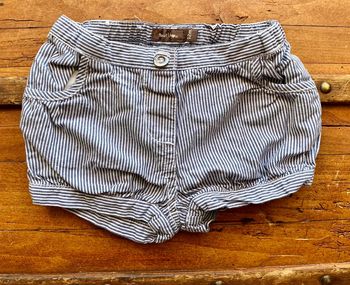 Short fille
