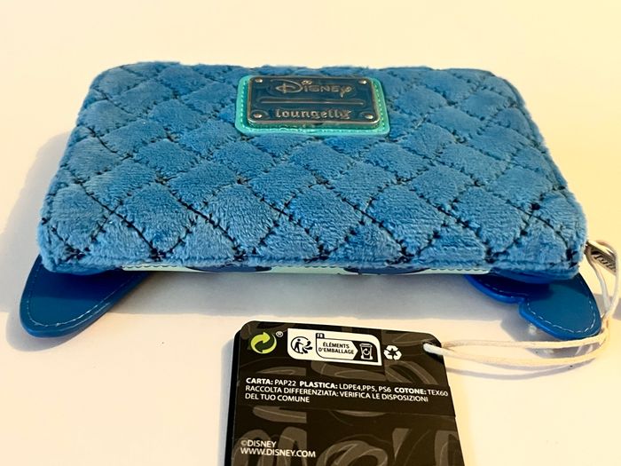 Portefeuille Loungefly Disney Stitch avec Scrump - photo numéro 4