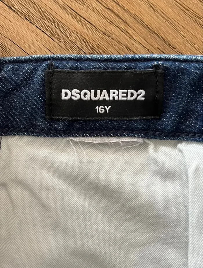 Short en jean taille basse Dsquared2 - photo numéro 6