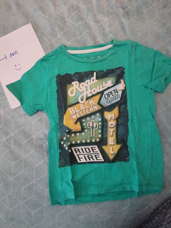 Tee shirt