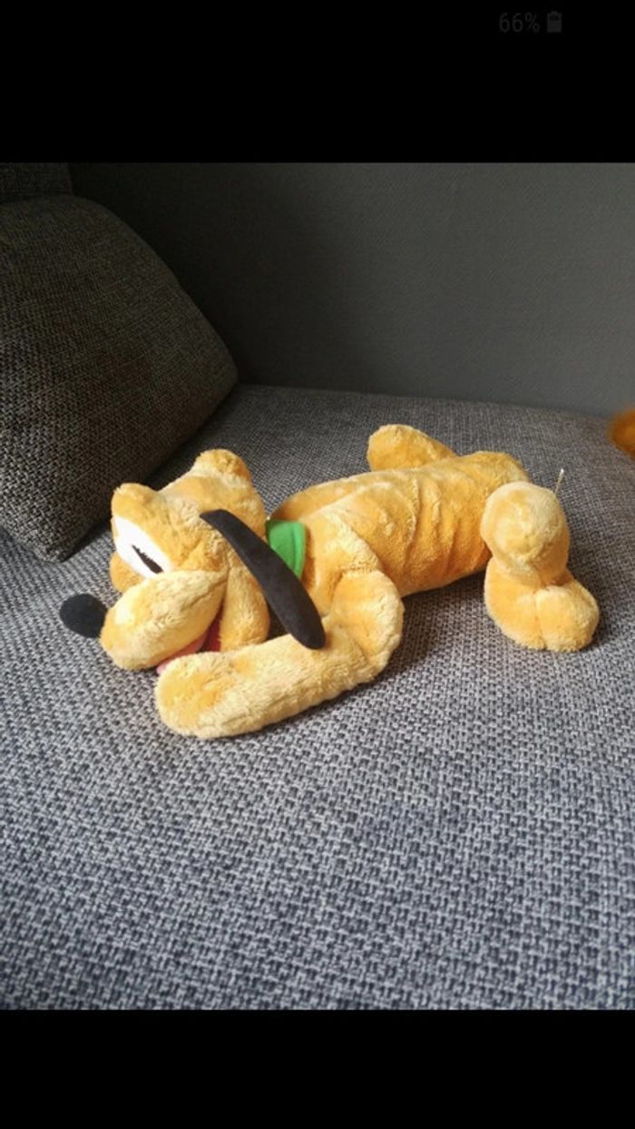 Idee cadeau Noël Peluche Disney Pluto - photo numéro 4