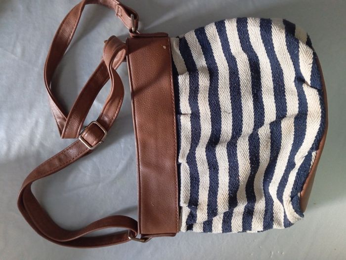 bandoulière Merry Scott – Rayé bleu marine et blanc, style marin chic