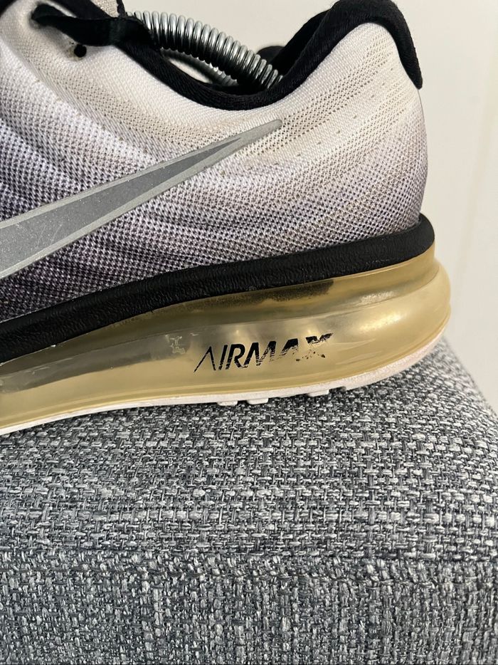 Baskets Nike Air Max 2017 Taille 37.5 - photo numéro 4