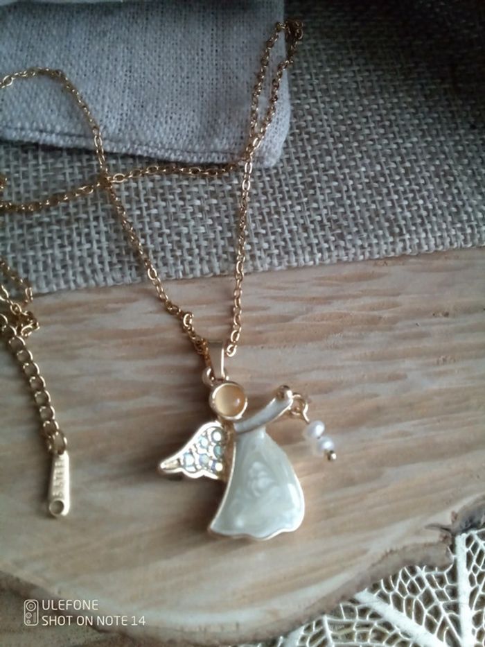 Collier ange et perles de culture d'eau douce naturelles - photo numéro 2