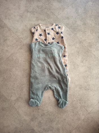 Lot de deux pyjamas 1 mois