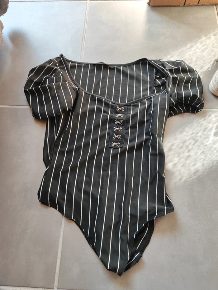 Lot vêtements femme - photo numéro 5