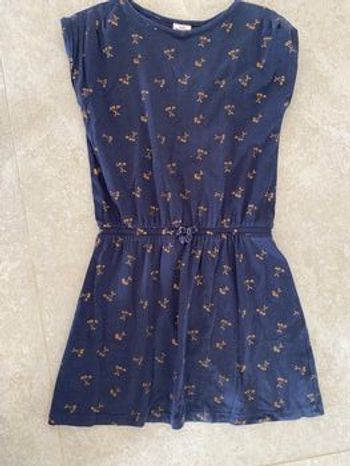 Robe tape a l’œil