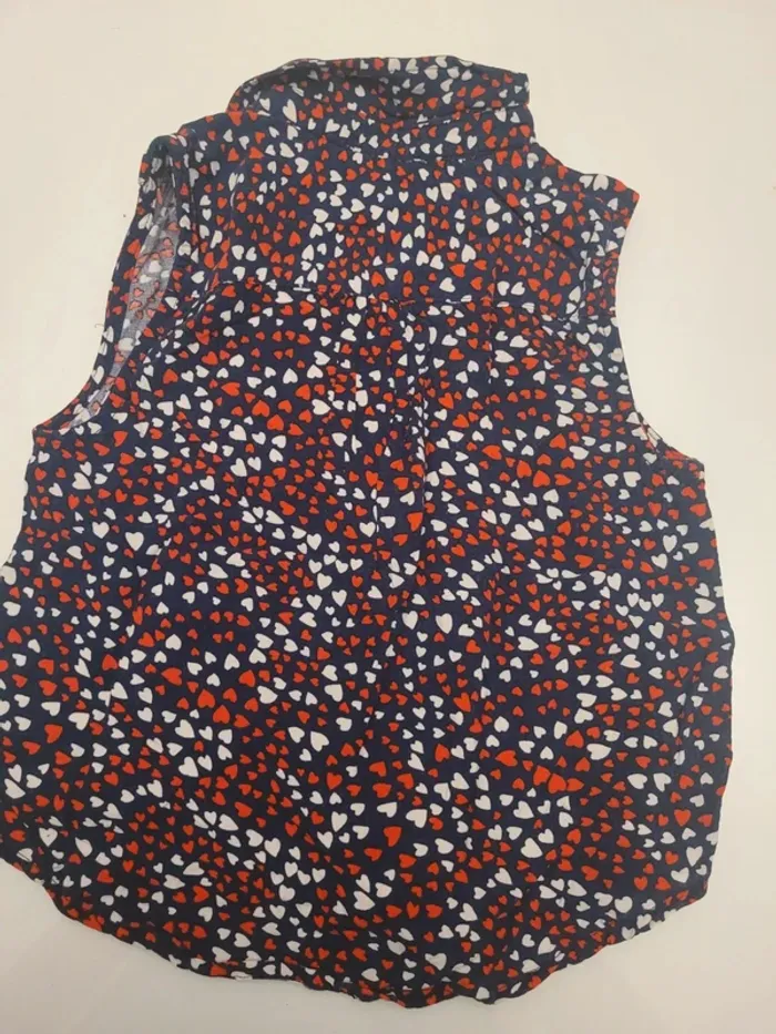 Petite blouse sans manche 5 ans - photo numéro 2