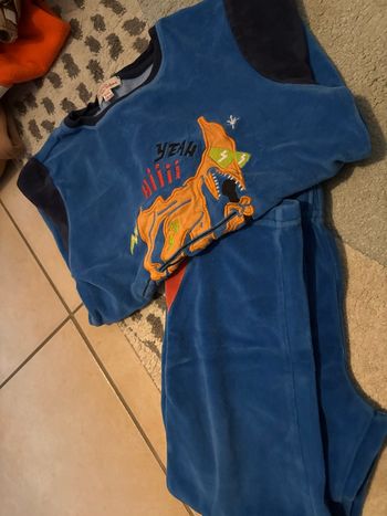 Lot vêtements 