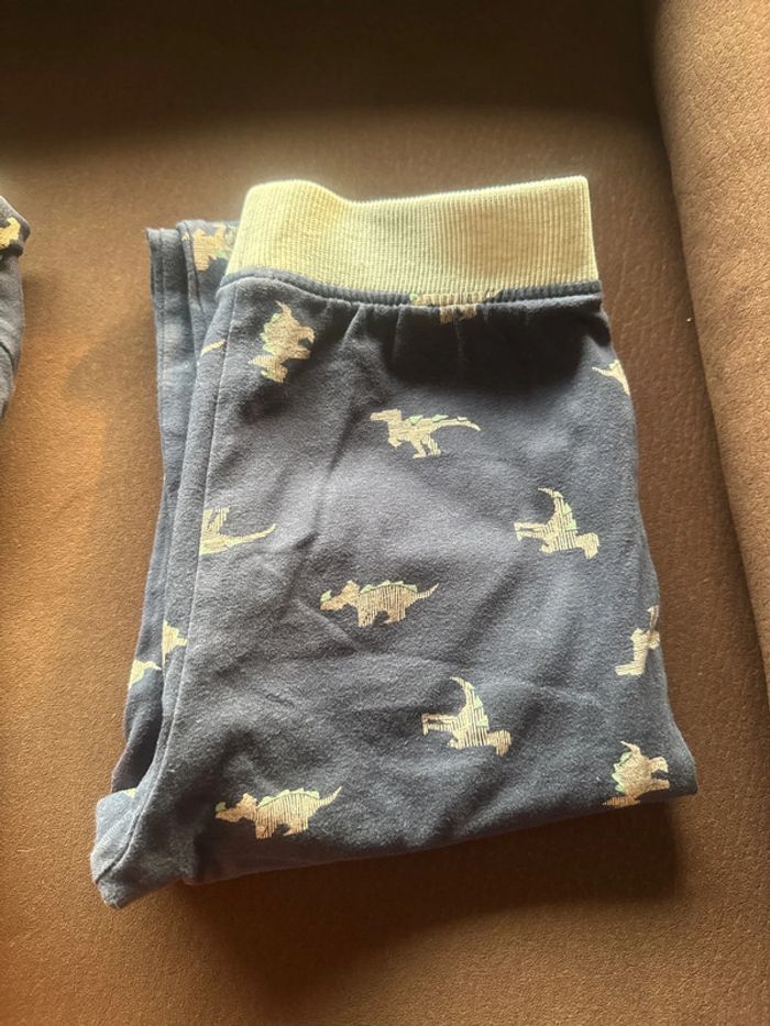 Lot de 2 pyjamas garçon 5 ans. - photo numéro 4