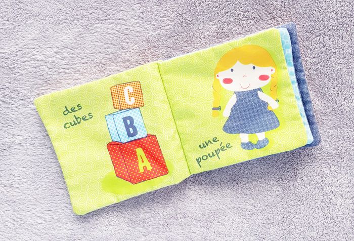 🎁 Lot Ourson musical + Livre en tissu - Neuf 🎁 - photo numéro 6