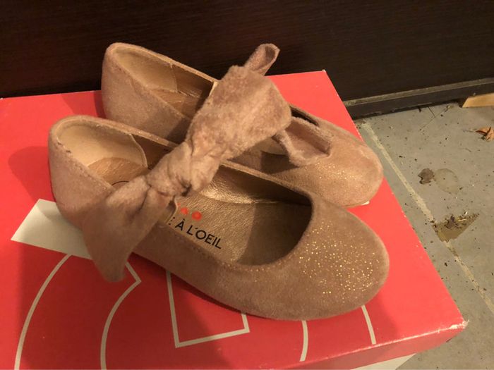 Ballerines tape à l’œil 28 très bon état vieux rose pale