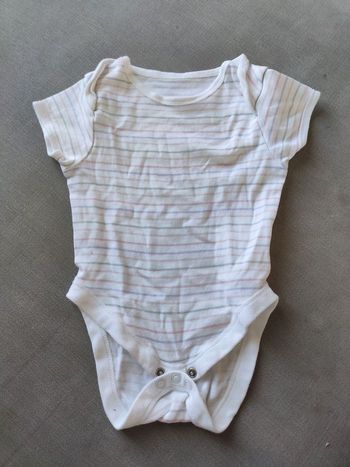 Body manches courtes Primark 9/12mois