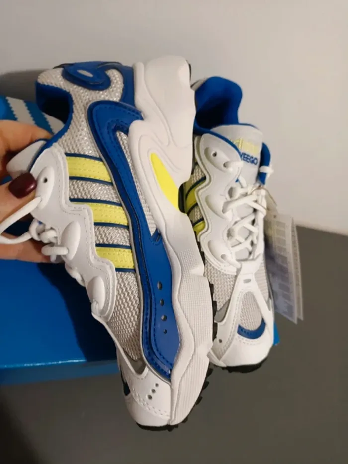 Baskets sneakers adidas ozweego - photo numéro 5