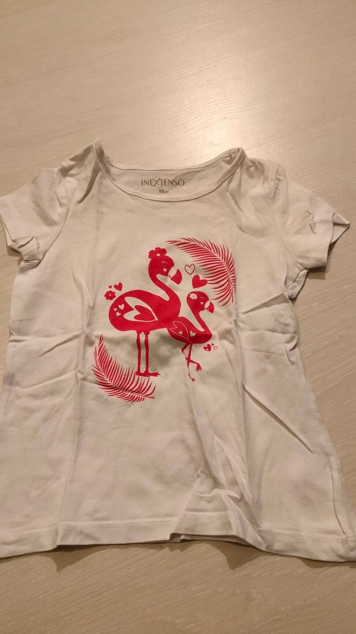 T shirt manches courtes.