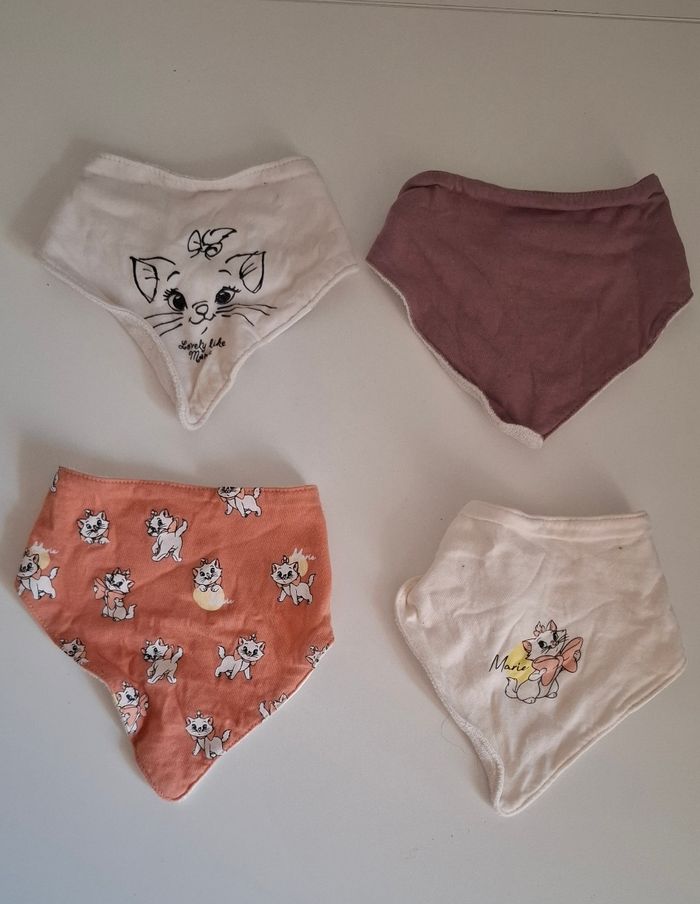 Bavoir bandana marie