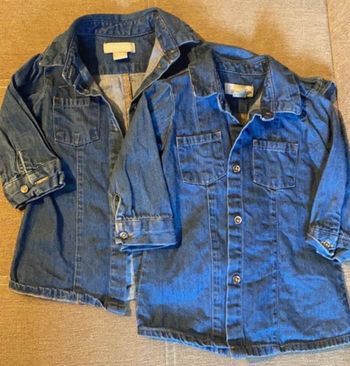 2 vestes en jeans 6-9 mois
