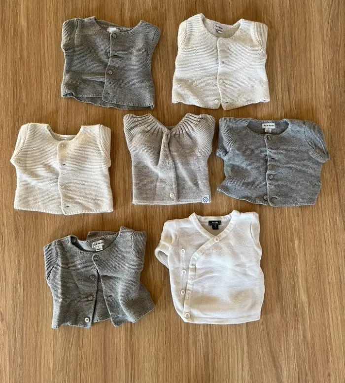 Lot de 7 brassières