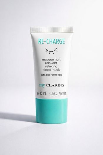 Re charge masque de nuit clarins 
