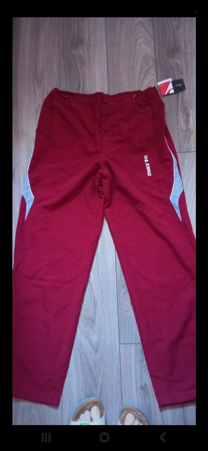 Bas  de  Survetement  T XL " MACRON " NEUF