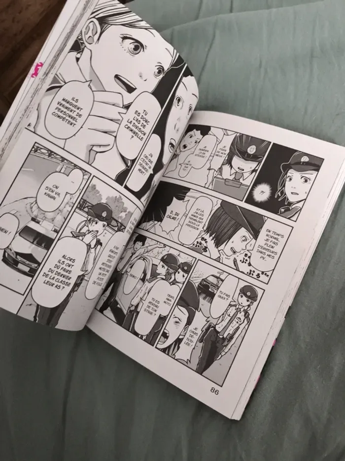 Manga "police in a pod" tome 1 - photo numéro 4