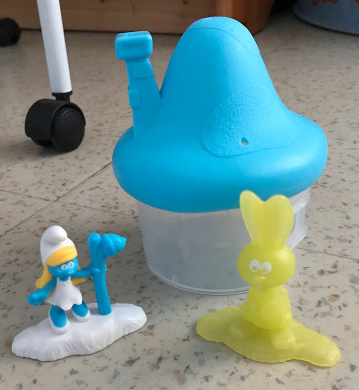 Maison Shtroumpfette Macdonald