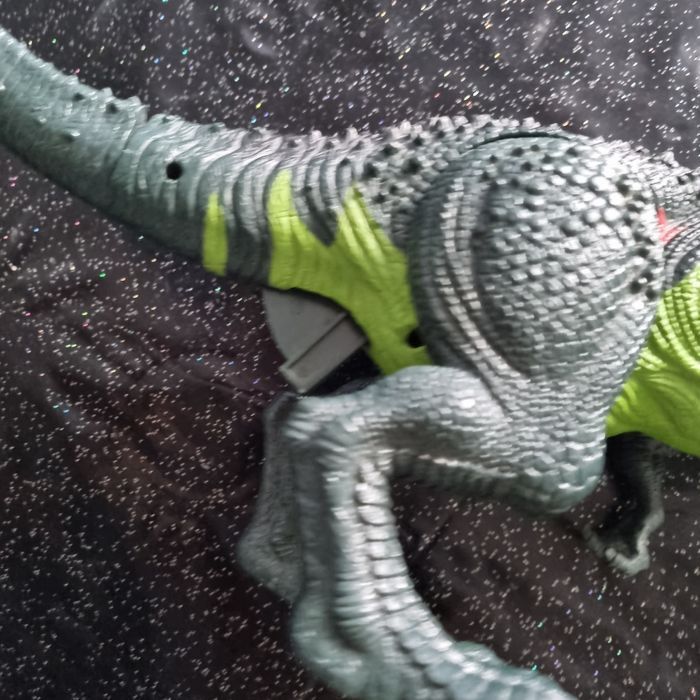 DINOSAURE les yeux s allument et sons - photo numéro 3
