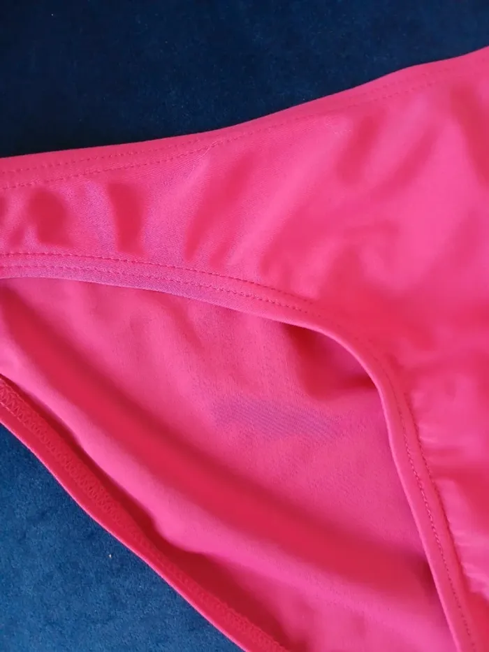Slip de bain femme - photo numéro 2