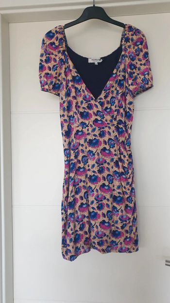 New Robe neuve manches courtes fleurie, taille 36, Morgan