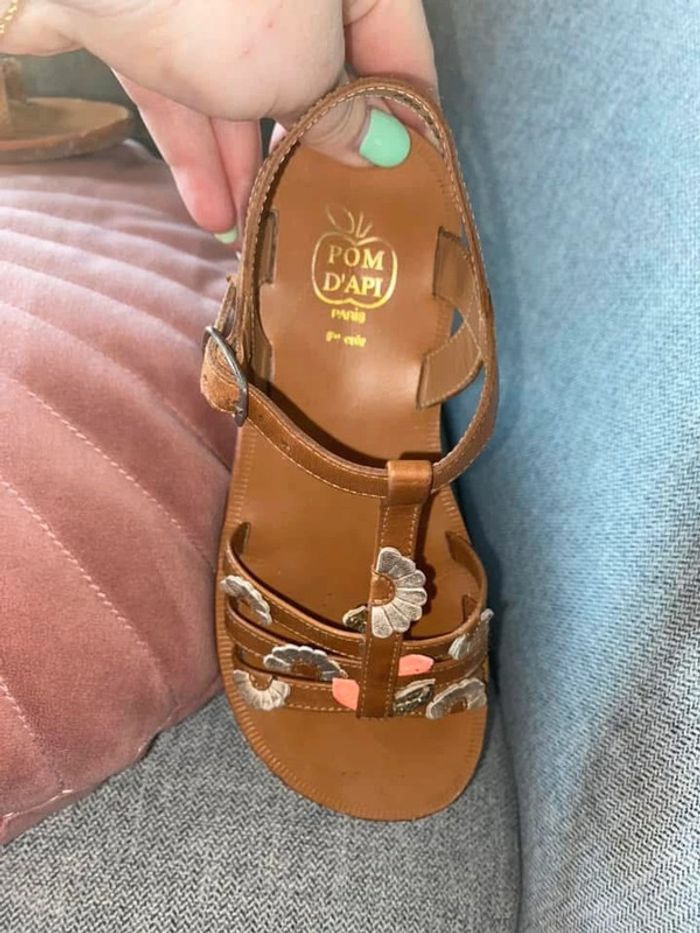 Sandale pom d’api taille 33 - photo numéro 4
