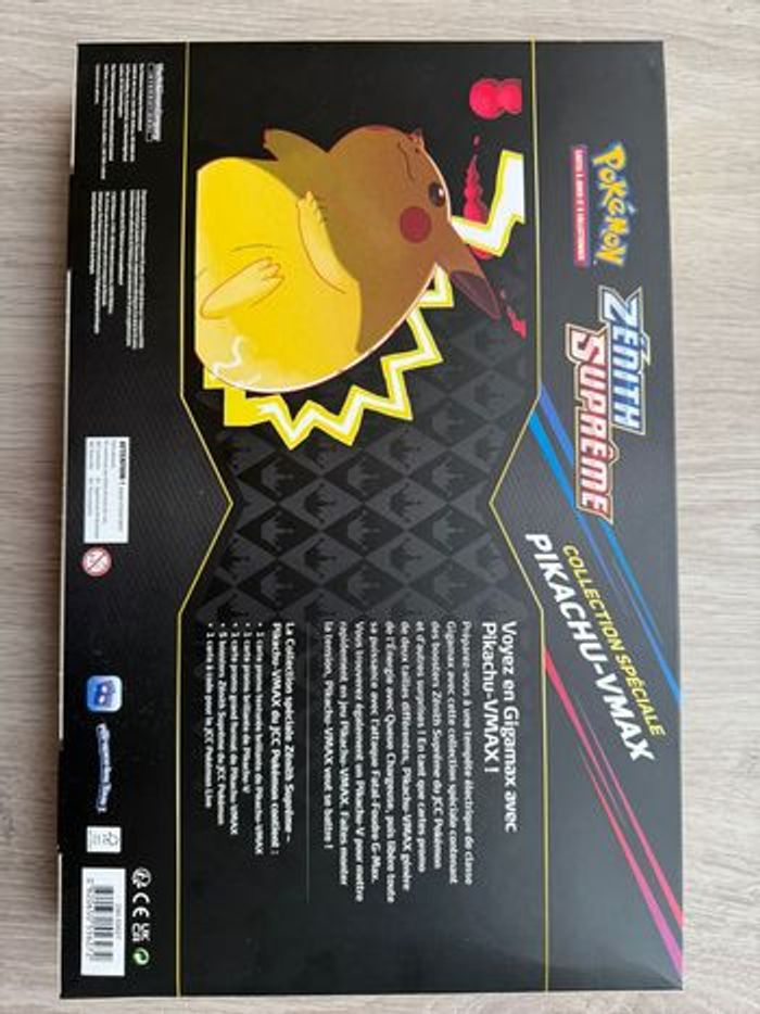 Coffret Pokémon Pikachu VMAX Zénith Suprême - photo numéro 4