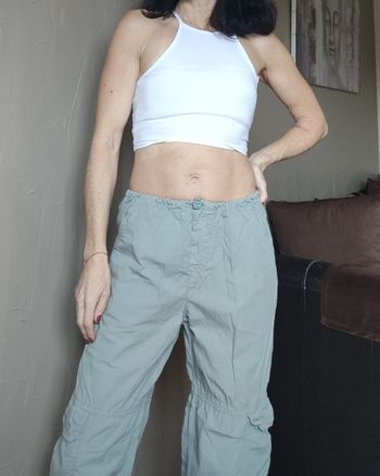 Pantalon parachute kaki clair Zara 13-14 ans (XS)