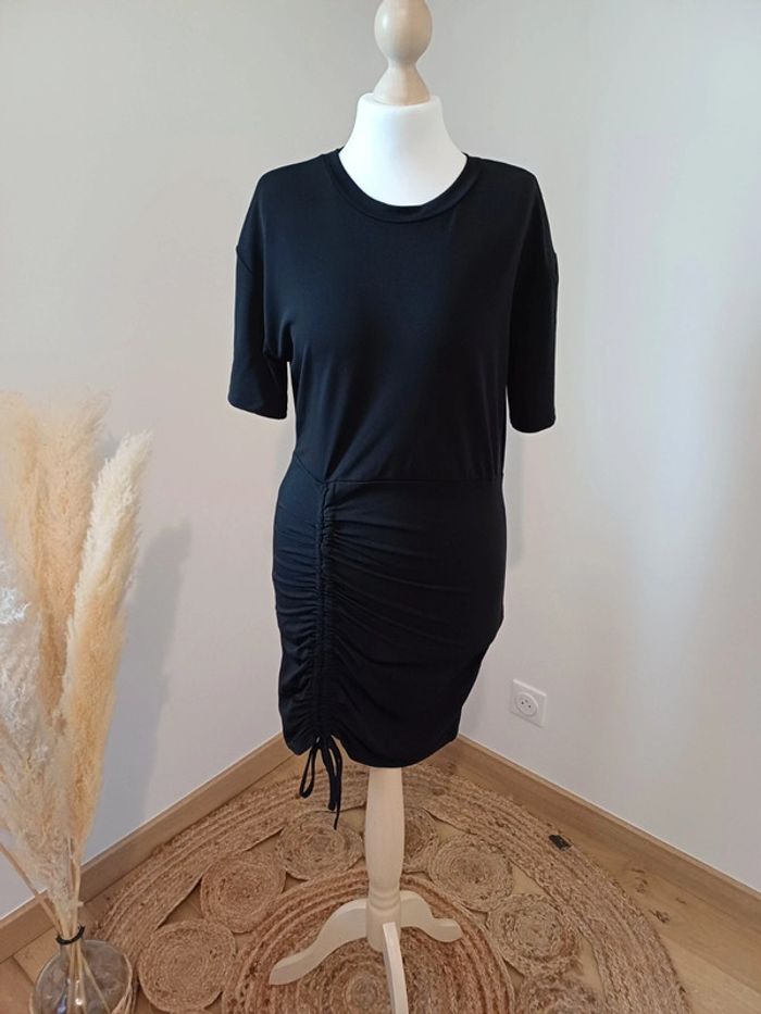 Petite robe noire Most Wanted taille XS 34