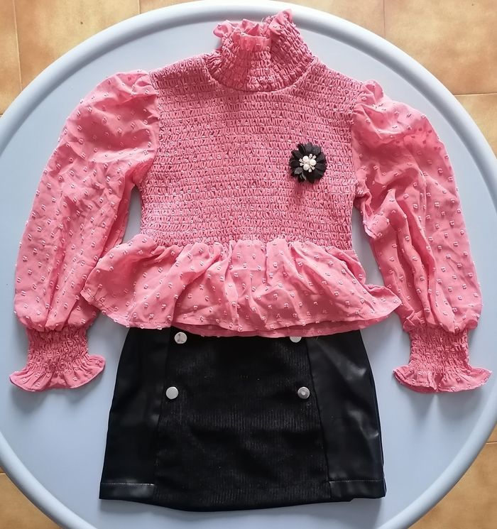 Ensemble élégant neuf fillette 5/6ans