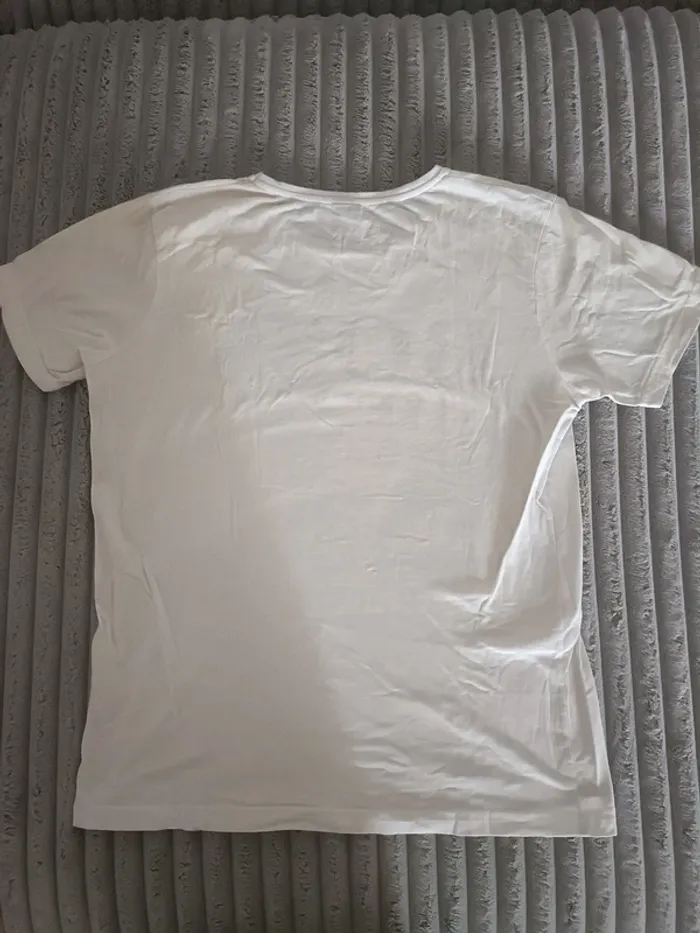 T-shirt Hugo boss taille L - photo numéro 7